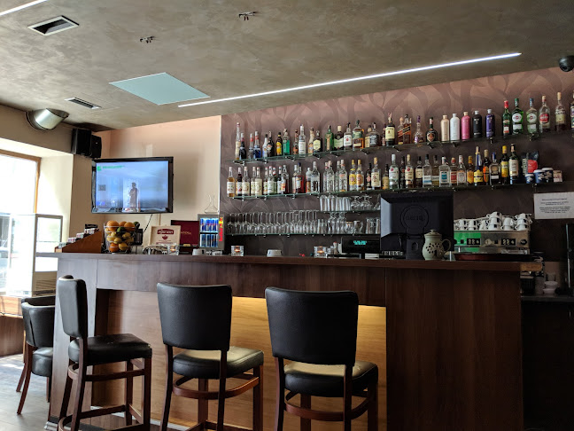 Mayor Café & Cocktail bar