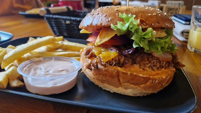 Horná 16, 974 01 Banská Bystrica