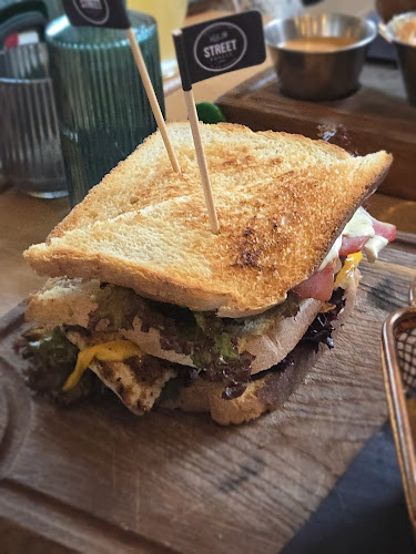 Opinii despre STREET FOODIE Banská Bystrica în Banská Bystrica - Gastronómia a pohostinstvo