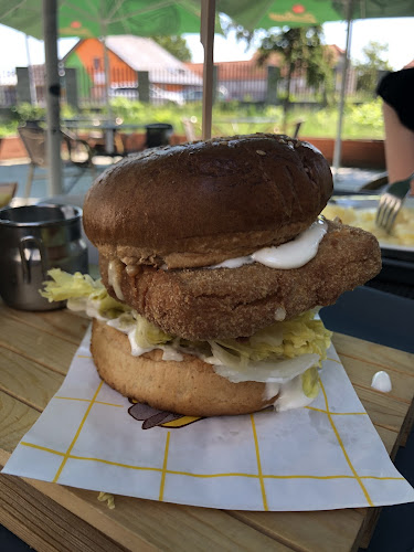 Opinii despre Unigrill în Nitra - Gastronómia a pohostinstvo