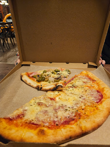 Saratov - Reštaurácia a pizzeria - Dúbravka