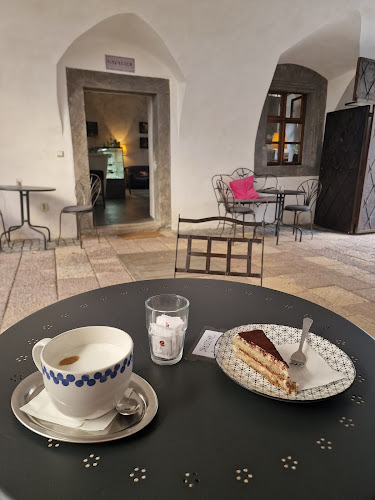 Nám. sv. Trojice 18/14, 969 01 Banská Štiavnica