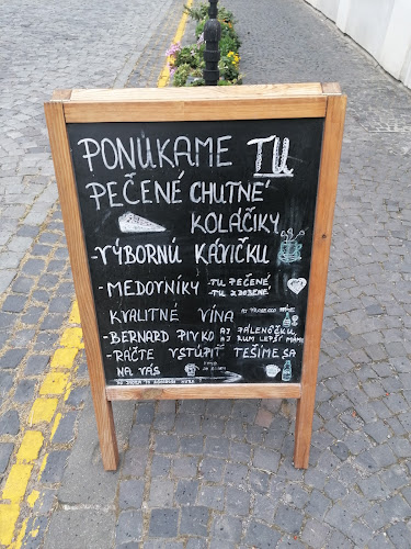 Opinii despre Cukrkandel Patisserie în Banská Štiavnica - Gastronómia a pohostinstvo