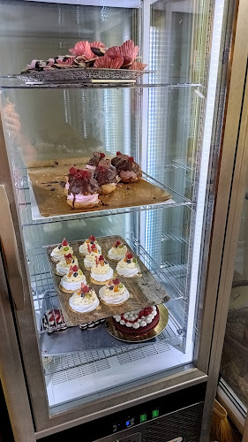 Comentarii opinii despre Cukráreň a kaviareň Motýľ