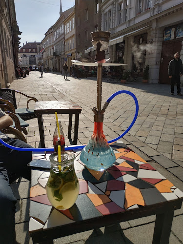 Comentarii opinii despre Habibi Cafe