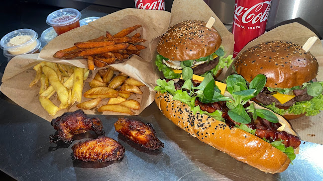 Pizza & caffe bar pod Gaštanom