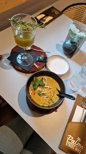 Palm Street Boyz - Gastronómia a pohostinstvo