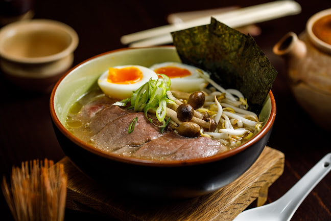 Opinii despre Kazumi Restaurant în Bratislava - Gastronómia a pohostinstvo