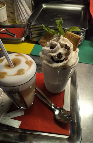 Opinii despre Music a Cafe în Chrenová - Gastronómia a pohostinstvo