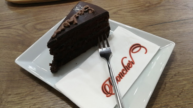 Comentarii opinii despre Moncher Gelato & Pasticceria