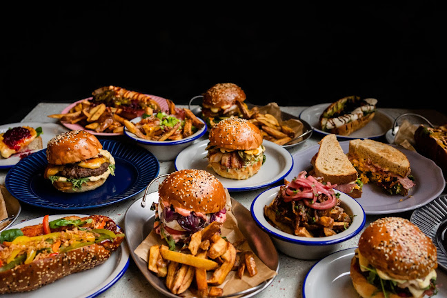 Opinii despre Mestský hostinec în Trenčín - Gastronómia a pohostinstvo