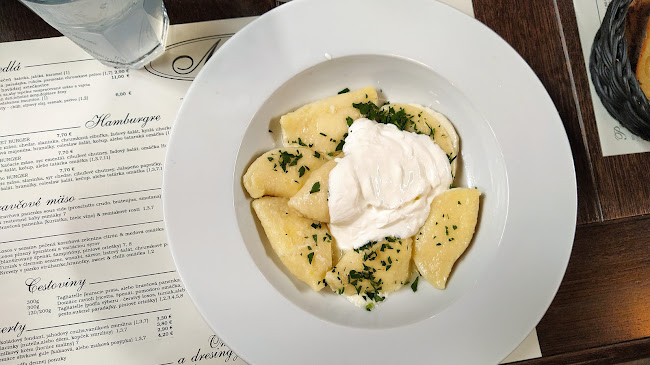 Opinii despre Gourmet Restaurant în Levice - Gastronómia a pohostinstvo