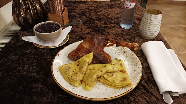 Husacina Gurmánsky Grob - Gastronómia a pohostinstvo