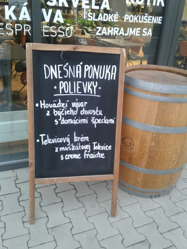 Comentarii opinii despre Famílja Trattoria