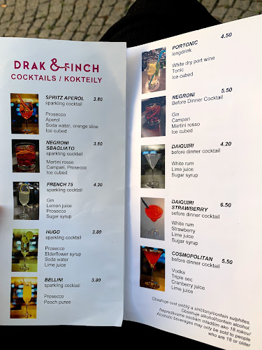 Comentarii opinii despre DRAK&FINCH Winebar Coffeeshop