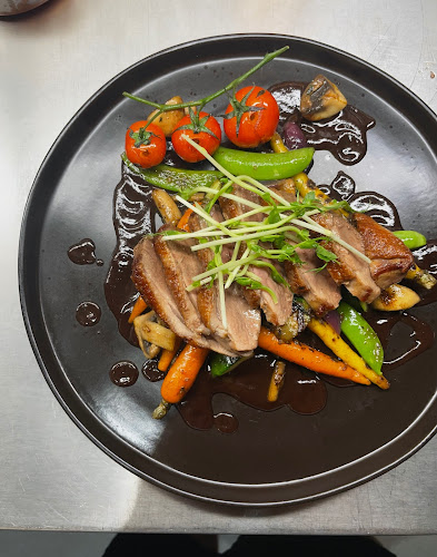 Comentarii opinii despre MOE SUSHI & BAR