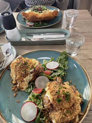 BIZY Cafee & Lounge - Nové Zámky