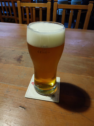 Opinii despre The Peach Ruin Bar în Bratislava - Gastronómia a pohostinstvo