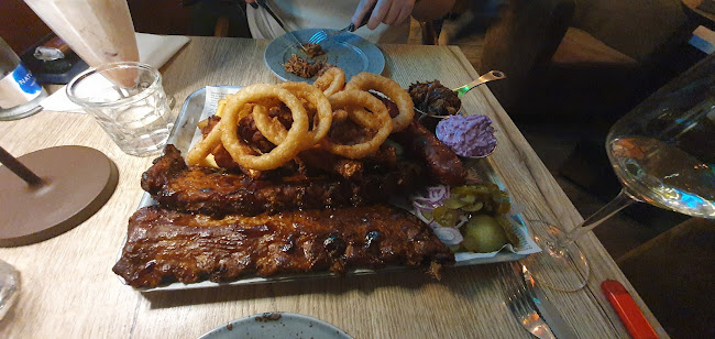 Fat Louis Burger - Gastronómia a pohostinstvo