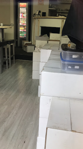 Comentarii opinii despre Kaviareň-cukráreň Pod hradom