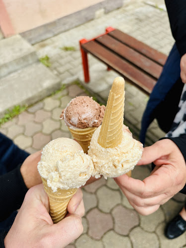 Opinii despre Lopejská Zmrzlina Medin Fejzulovič în Lopej - Gastronómia a pohostinstvo