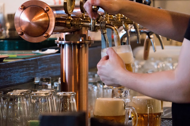 Opinii despre Posedenie Na rohu în Bratislava - Gastronómia a pohostinstvo