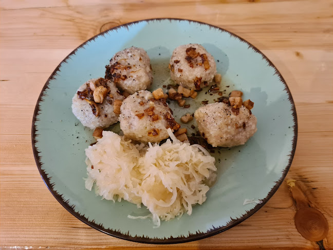 U KRIVÉHO POTOKA, hostinec