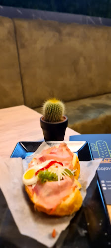 Kaktus - Gastronómia a pohostinstvo