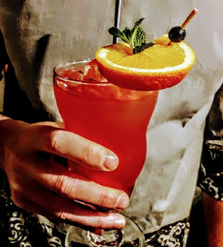 Opinii despre Jekyll&Hyde cafe bar în Košice - Gastronómia a pohostinstvo