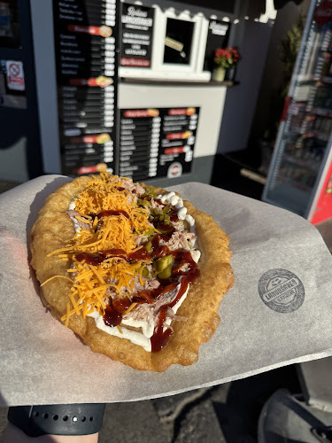 Opinii despre Lángošáreň u Taldíka în Nové Zámky - Gastronómia a pohostinstvo