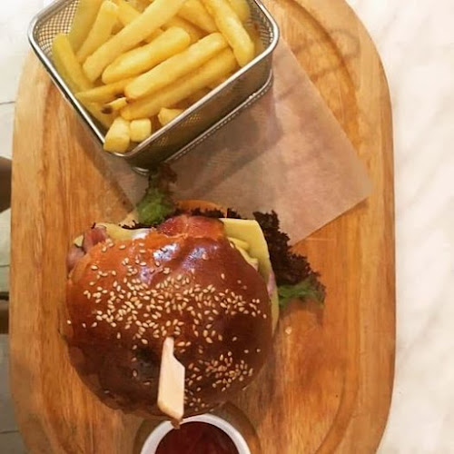 Comentarii opinii despre BAYER RESTAURANT