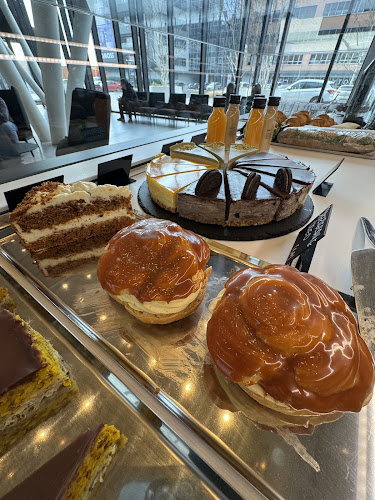 557H+GQ, 821 04 Bratislava