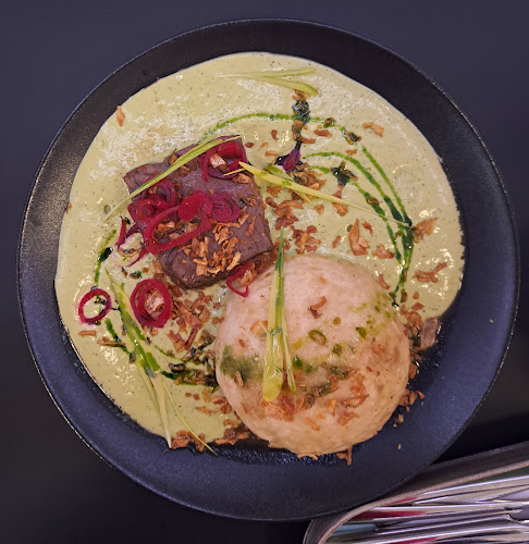 BIZY Cafee & Lounge - Gastronómia a pohostinstvo