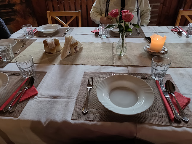 Jánošíkov dvor - Gastronómia a pohostinstvo