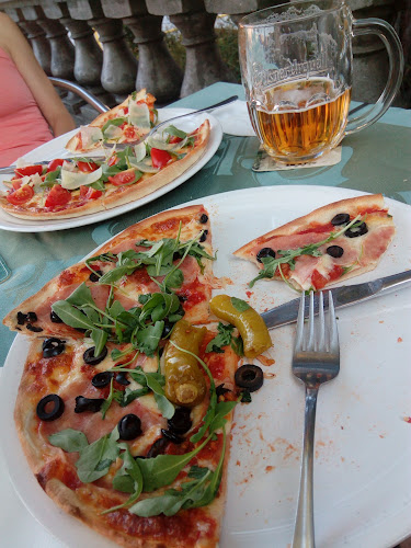 Nám.hrdinov 488, 95633 Chynorany, Valentína Beniaka, 956 33 Chynorany