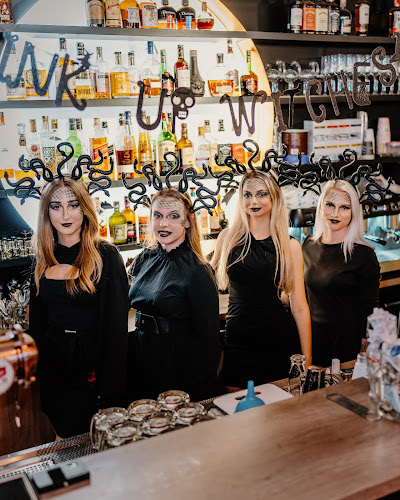 Comentarii opinii despre LUXURY COCKTAIL BAR