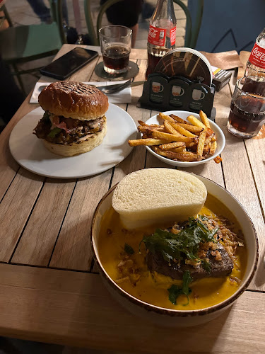 Opinii despre Liquid Factory în Bratislava - Gastronómia a pohostinstvo