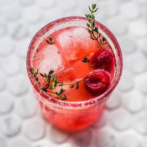 Mierové námestie 943/4, 924 01 Galanta