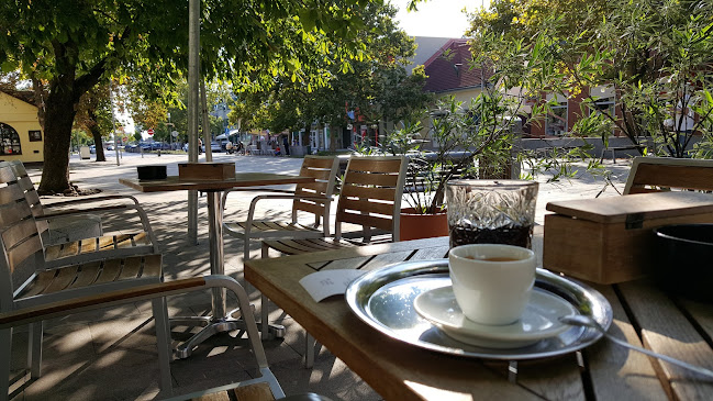 Comentarii opinii despre City Cafe