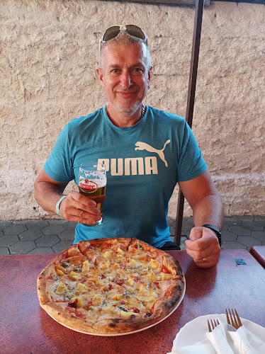 Pizza Caffe Darijan - Gastronómia a pohostinstvo