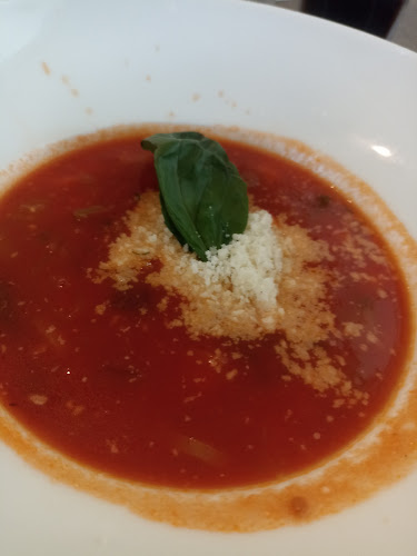 LH Point - Restaurant - Gastronómia a pohostinstvo