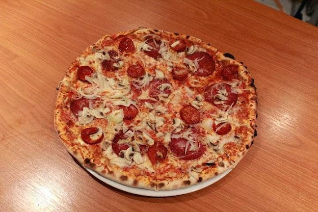 Opinii despre La Restika în Závodie - Gastronómia a pohostinstvo