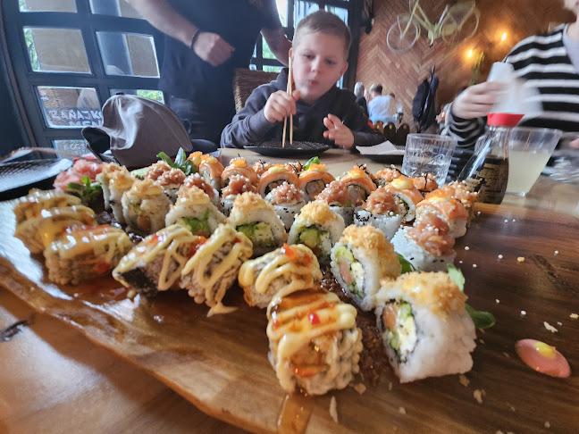 Koshi café and restaurant - Gastronómia a pohostinstvo