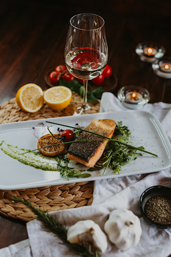 Opinii despre Scarlett Pension & Restaurant în Veľký Meder - Gastronómia a pohostinstvo