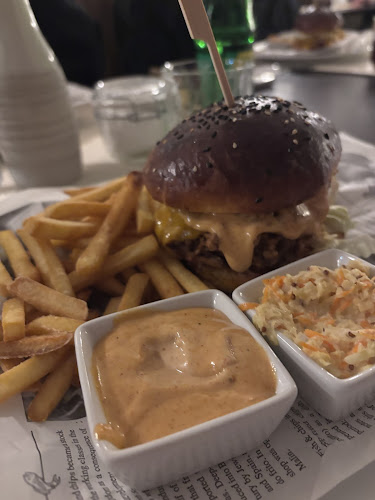 Collegium café bar & restaurant