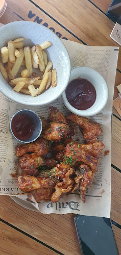 Petržalská Klubovňa - Gastronómia a pohostinstvo