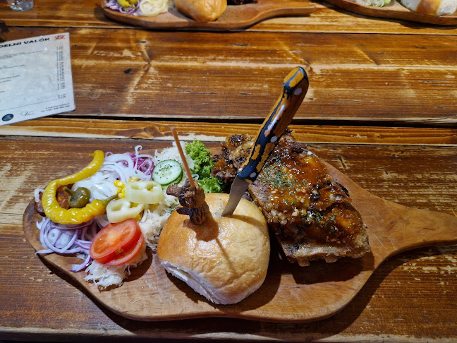 Jozefa Bema 564/4, 943 01 Štúrovo