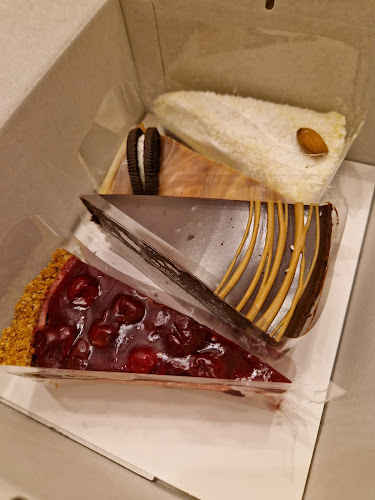 Opinii despre Cukrari în Petržalka - Gastronómia a pohostinstvo