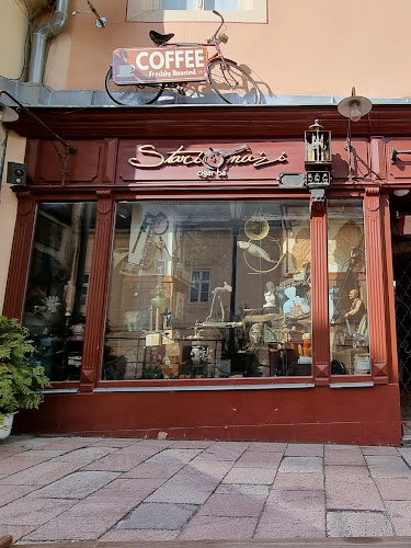 Comentarii opinii despre Old Men's Cigar Club