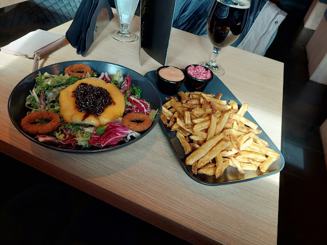 Comentarii opinii despre My Place